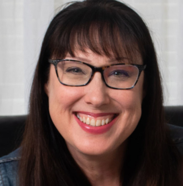 Michelle Gladieux headshot